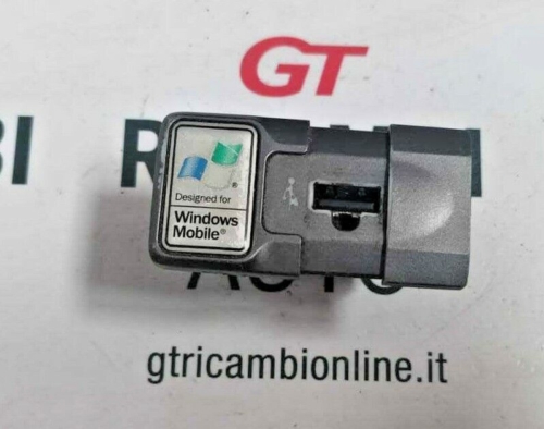 Connettore USB originale Windows per Fiat / Lancia / Alfa Romeo codice 15498780 acquista online