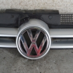 Griglia anteriore Volkswagen Golf IV Dal 1997 al 2004 COod 1J0853651H acquista online